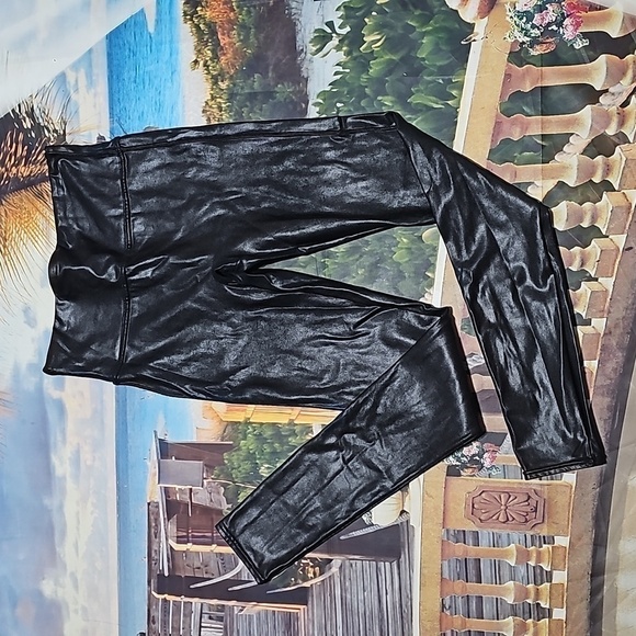 Spanx Skinny Metallic Faux Leather Leggings Size Medium - Picture 1 of 6